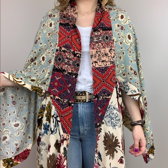Boho Blooms Kimono Floral Print - Picture 2 of 8